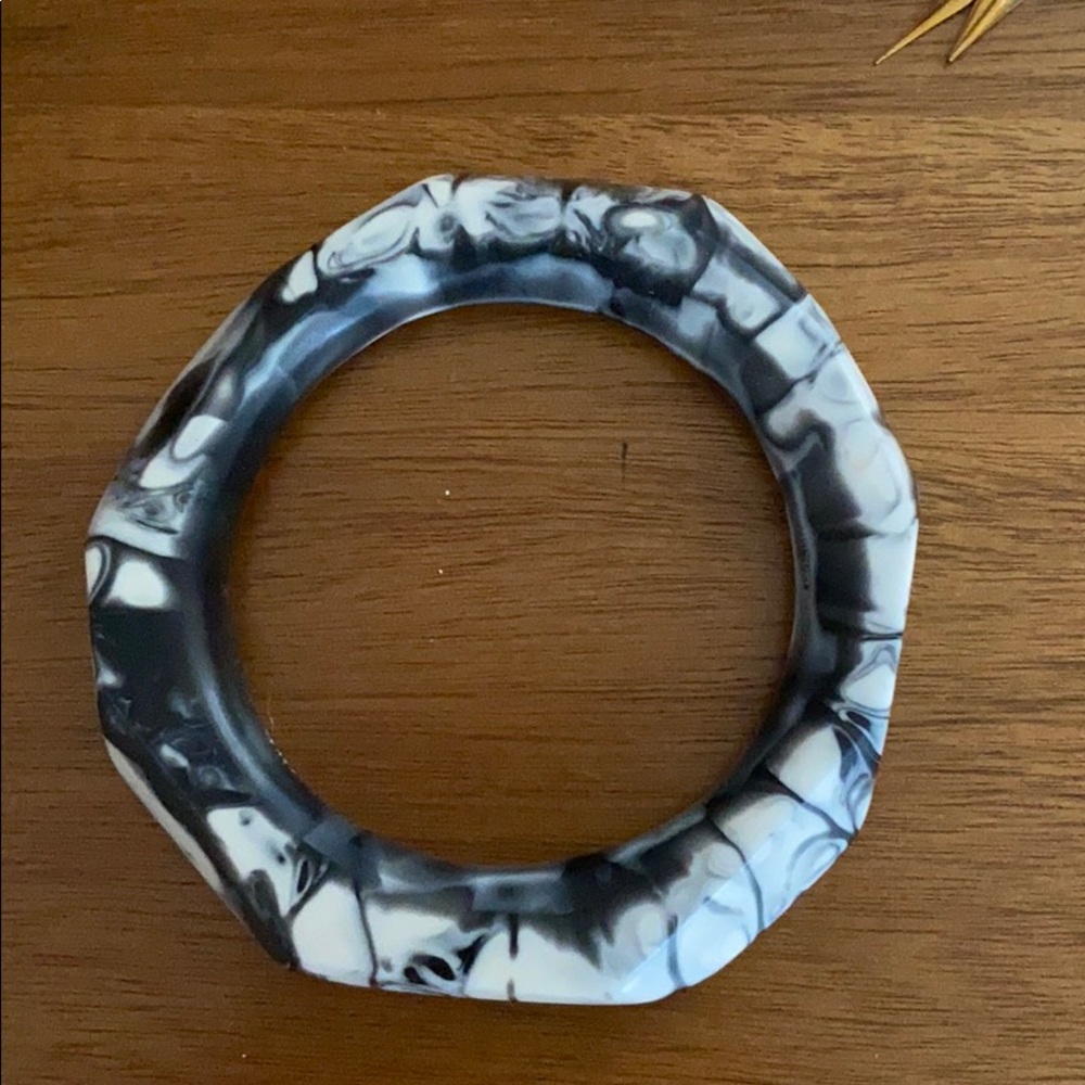 Dinosaur designs bracelet